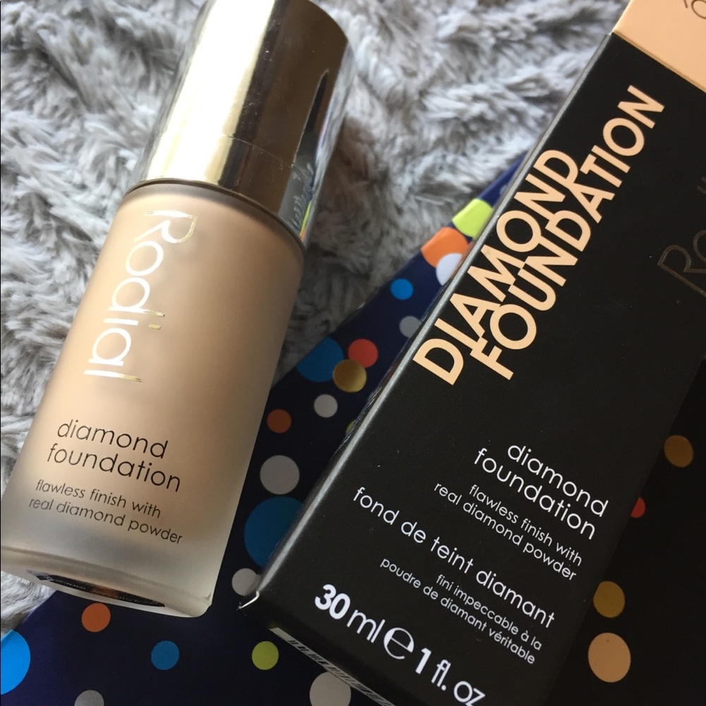 Rodial diamond foundation